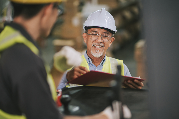 How Employee Survey Results Can Improve Supervisor Performance